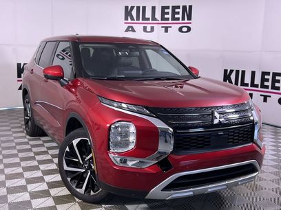 Used 2024 Mitsubishi Outlander SE