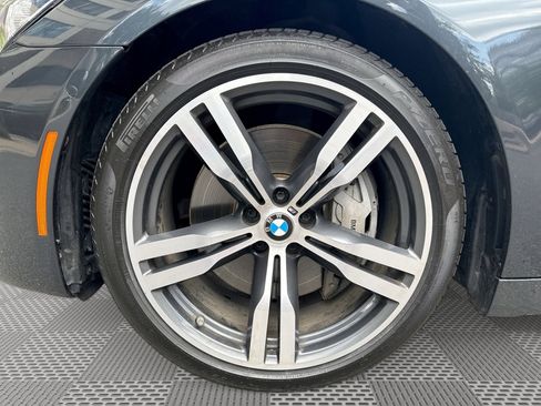 Used 2019 BMW 750i w/ Executive Package RWD image 19