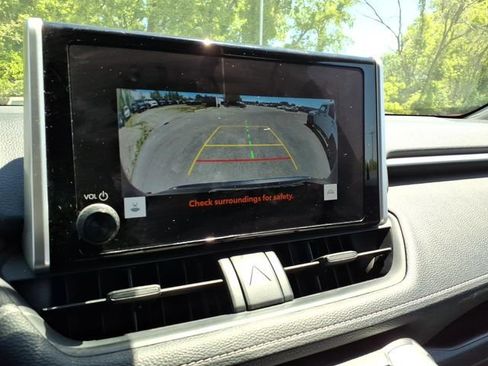 Certified 2024 Toyota RAV4 XLE AWD/4WD image 20