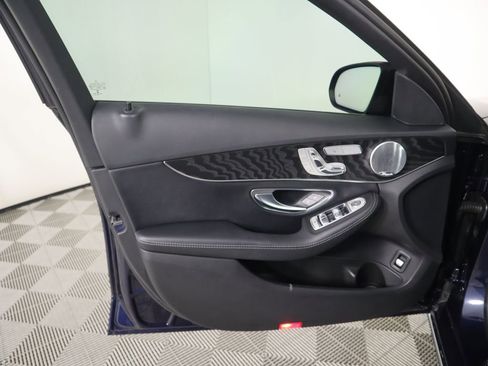 Used 2017 Mercedes-Benz C 300 Sedan image 24