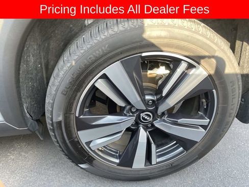 Used 2023 Nissan Rogue SL w/ SL Premium Package AWD/4WD image 3
