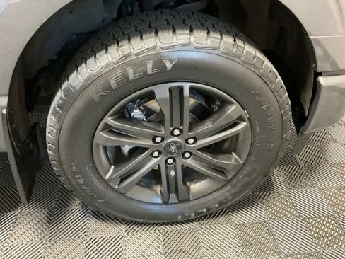 Used 2022 Ford F150 Lariat w/ Equipment Group 502A High AWD/4WD image 42