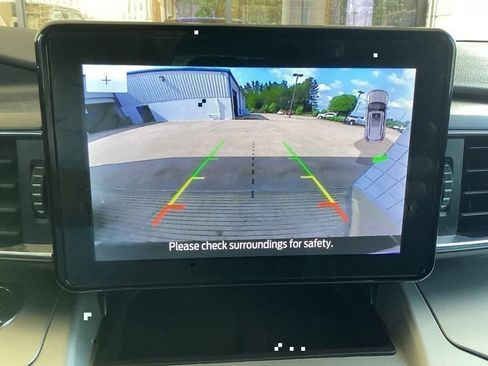 Used 2022 Ford Explorer XLT w/ Equipment Group 202A image 53