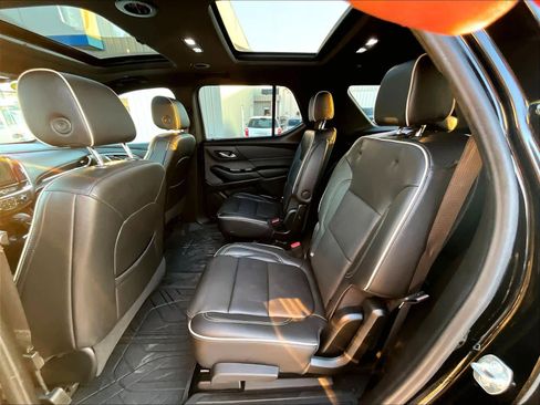 Used 2023 Chevrolet Traverse Premier w/ Redline Edition image 15