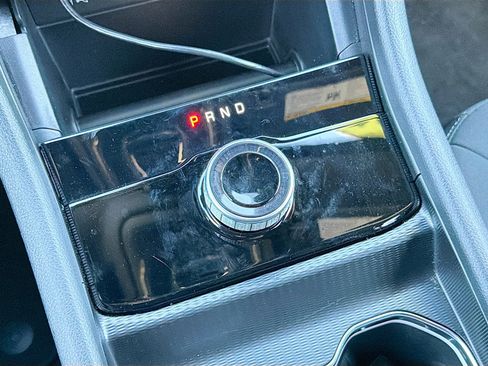 Used 2025 Jeep Grand Cherokee Laredo X image 26