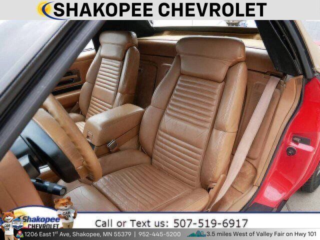 Used 1990 Buick Reatta Convertible FWD image 10