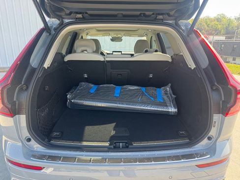 New 2026 Volvo XC60 B5 Ultra w/ Protection Package Premier AWD/4WD image 15