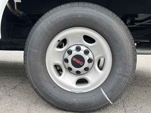 New 2025 GMC Savana 3500 w/ Power Convenience Package image 21