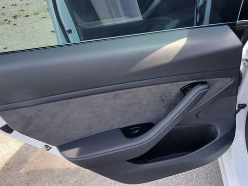 Used 2020 Tesla Model 3 Performance image 13