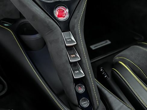 Used 2022 McLaren 720S Luxury RWD image 36