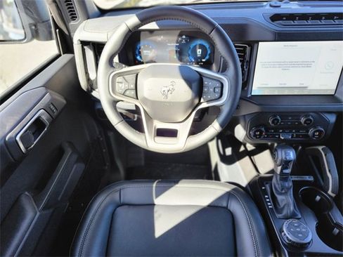 New 2025 Ford Bronco Badlands w/ Sasquatch Package image 13