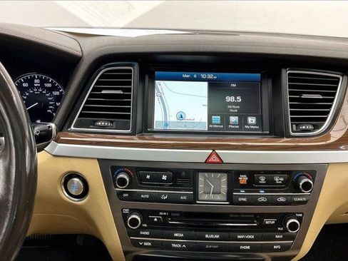 Used 2016 Hyundai Genesis 3.8 w/ Option Group 02 image 5