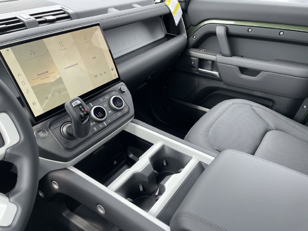 New 2026 Land Rover Defender 110 S AWD/4WD image 29