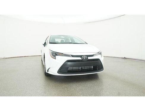 New 2026 Toyota Corolla LE image 30