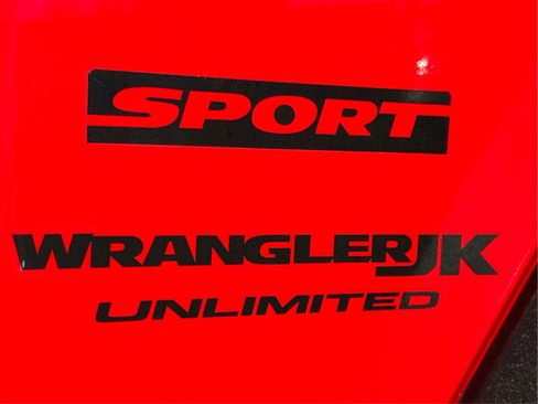 Used 2018 Jeep Wrangler Unlimited Sport S AWD/4WD image 21