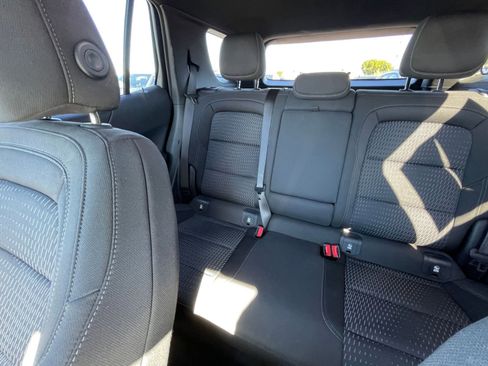 Used 2025 Chevrolet Equinox LT AWD/4WD image 38