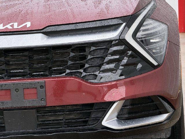Used 2025 Kia Sportage SX FWD image 9