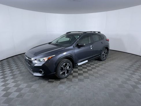 Certified 2025 Subaru Crosstrek 2.0i Premium image 4