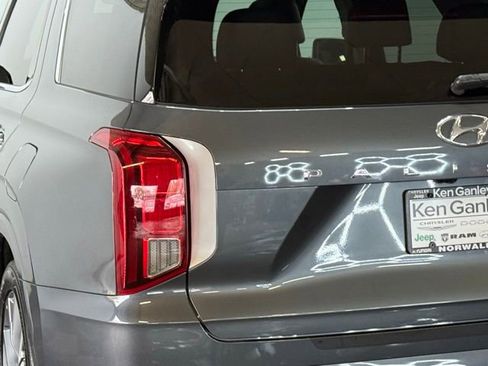 Used 2021 Hyundai Palisade Limited image 9