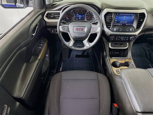 Used 2023 GMC Acadia SLE w/ Driver Convenience Package image 19