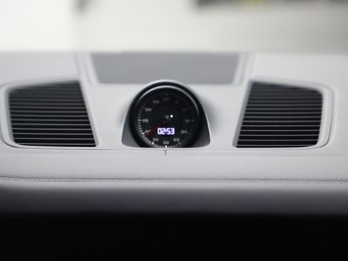 Used 2021 Porsche Cayenne GTS image 29