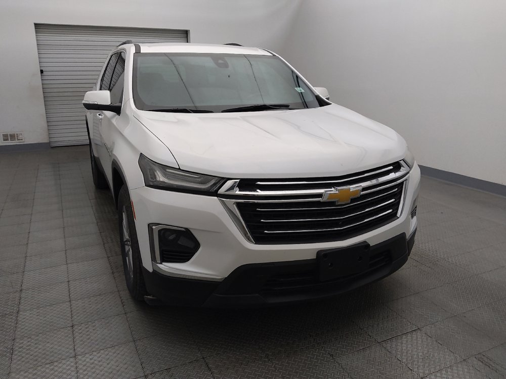 Used 2023 Chevrolet Traverse LT FWD image 14