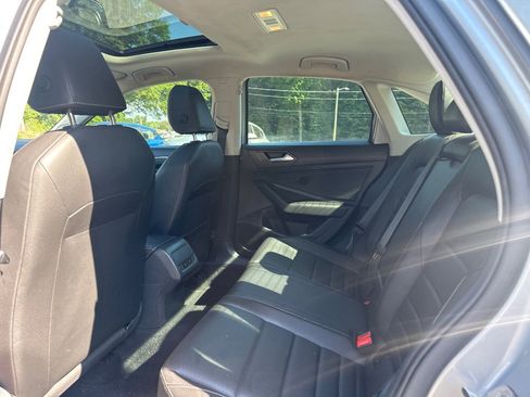 Used 2021 Volkswagen Jetta SEL FWD image 16