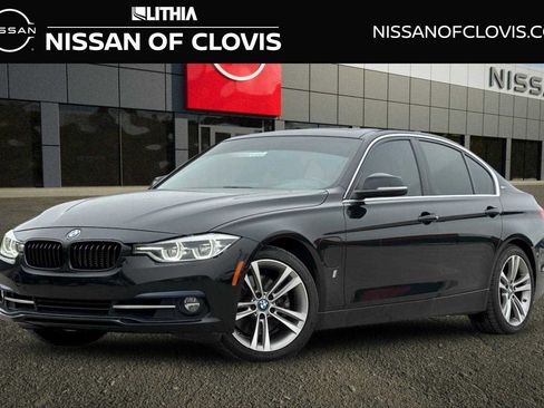 Used 2018 BMW 330e w/ Convenience Package image 1