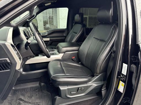 Used 2020 Ford F150 Lariat image 6