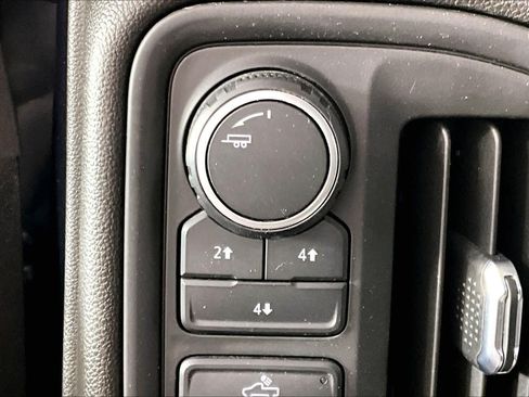 Used 2024 Chevrolet Silverado 2500 Custom w/ Custom Convenience Package AWD/4WD image 30