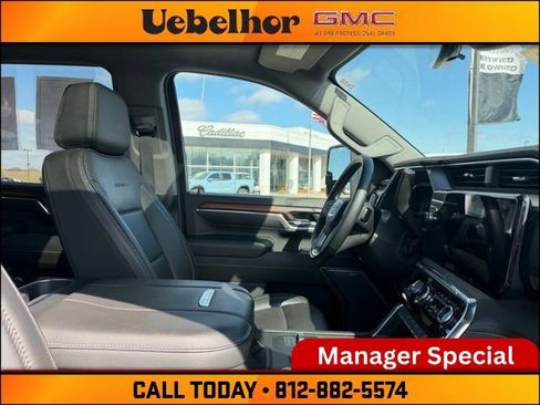 Used 2024 GMC Sierra 2500 Denali w/ Denali Reserve Package image 2