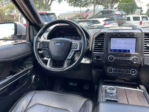 Used 2021 Ford Expedition Limited RWD image 44