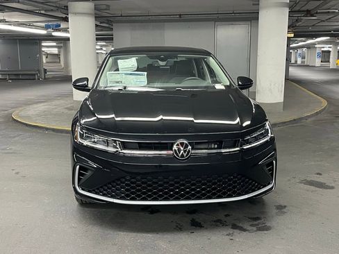 New 2026 Volkswagen Jetta SE image 29