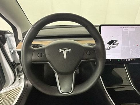 Used 2020 Tesla Model 3 Long Range AWD/4WD image 14