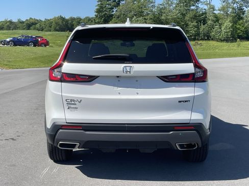 Used 2024 Honda CR-V Sport image 4