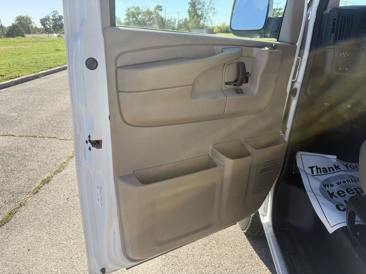 Used 2006 Chevrolet Express 3500 w/ Power and Light Package RWD image 17