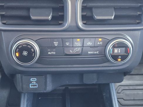 Used 2022 Ford Maverick XL FWD image 19