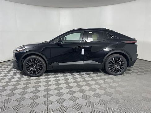 New 2026 Toyota C-HR AWD/4WD image 4