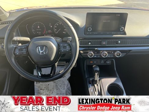 Used 2023 Honda Civic Sport image 16