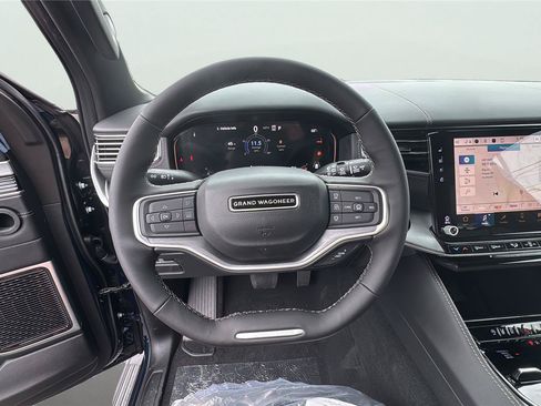 New 2026 Jeep Grand Wagoneer L Limited AWD/4WD image 19