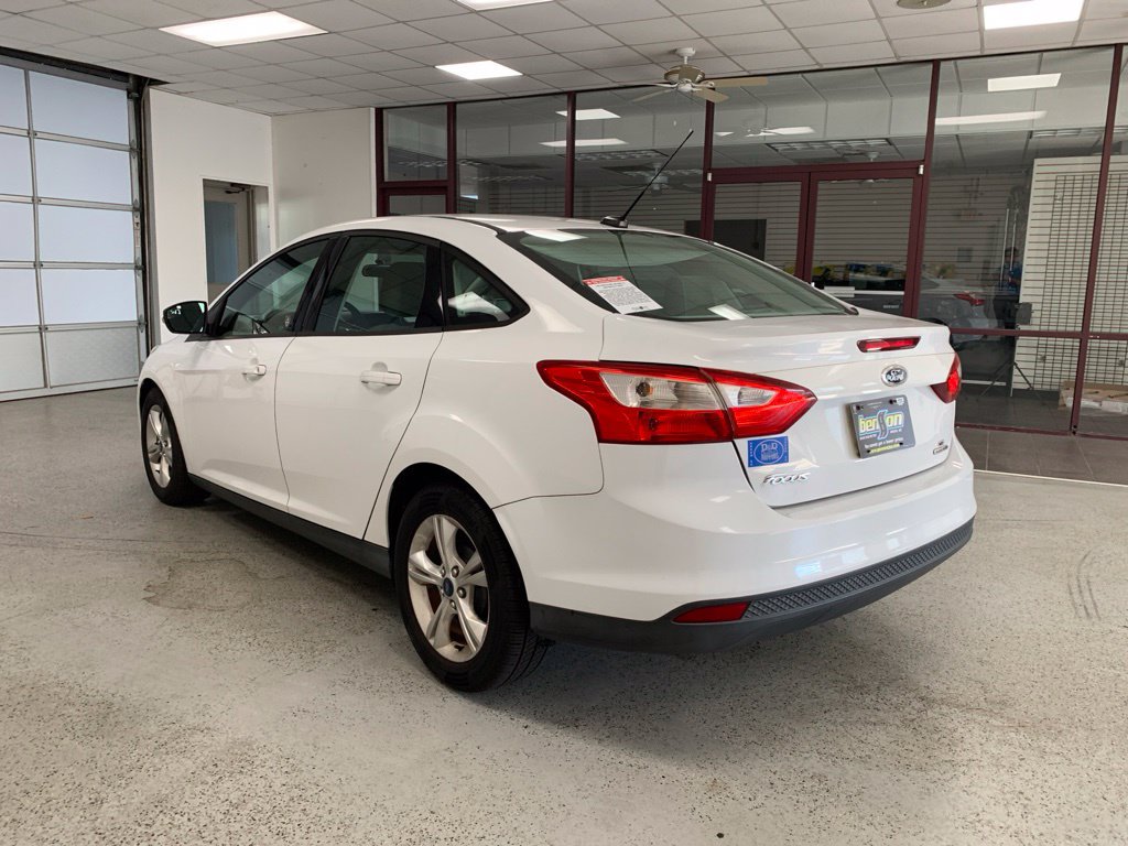 Used 2013 Ford Focus SE FWD image 4