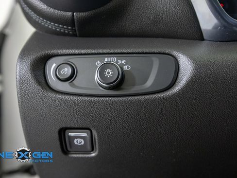 Used 2019 Chevrolet Blazer LT AWD/4WD image 13