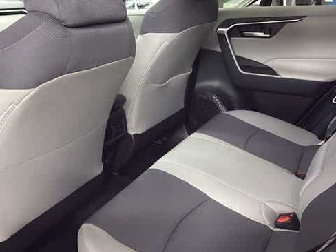 Used 2025 Toyota RAV4 XLE w/ Convenience Package AWD/4WD image 29