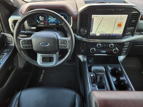 Used 2023 Ford F150 Lariat image 27