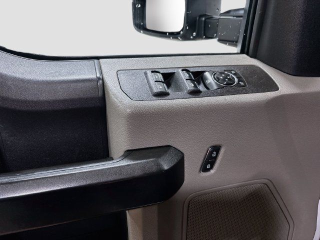 Used 2020 Ford F350 XL w/ STX Appearance Package AWD/4WD image 17