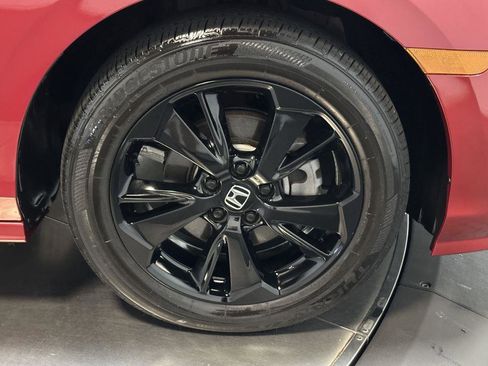 Used 2024 Honda Odyssey Sport image 17