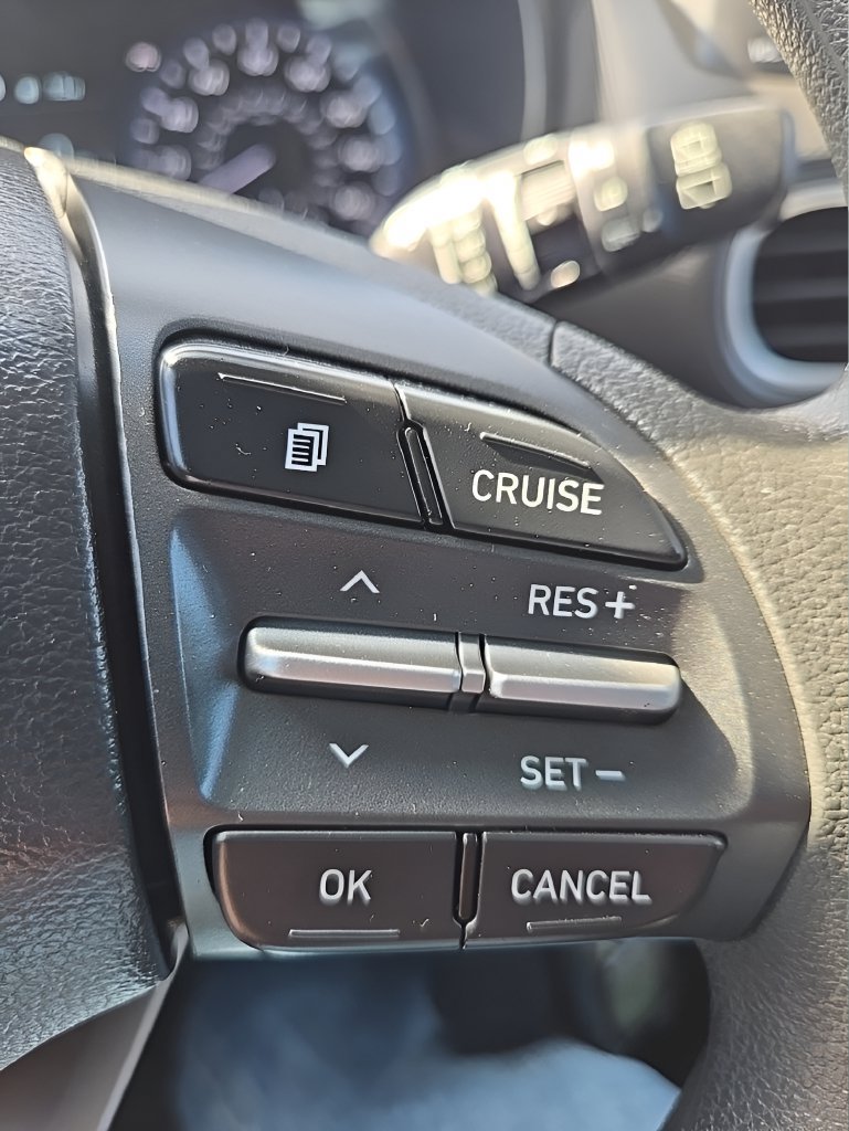 Used 2019 Hyundai Kona SE FWD image 25