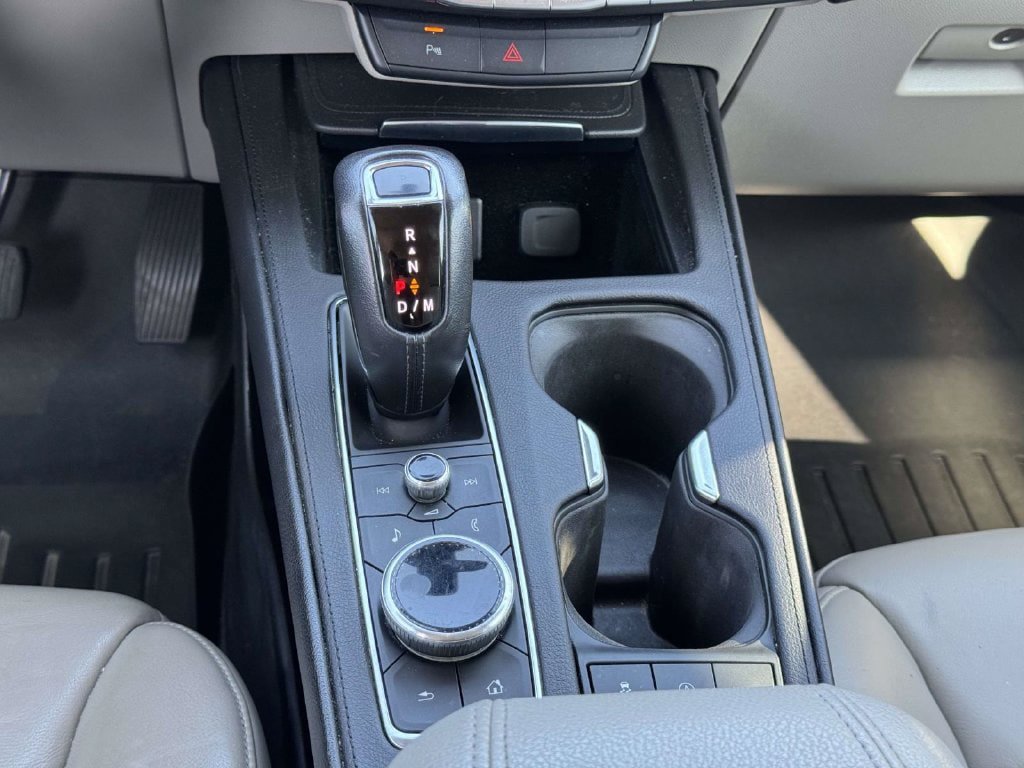 Used 2019 Cadillac XT4 Premium Luxury AWD/4WD image 6