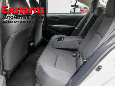 Used 2024 Toyota Corolla LE image 37