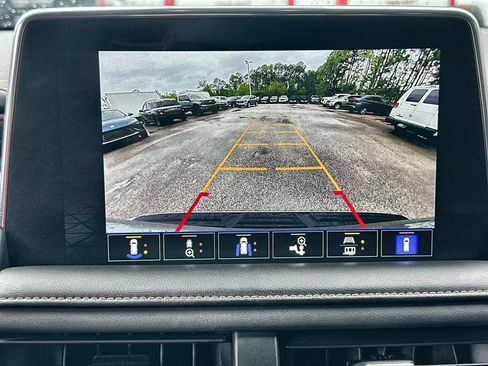 Certified 2023 GMC Yukon AT4 w/ AT4 Premium Package AWD/4WD image 14